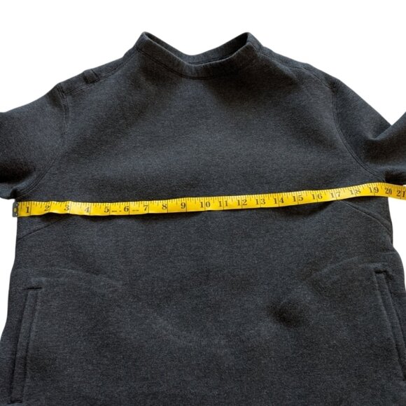 Lululemon City Bound Turtleneck Heathered Black Rel: 10/2016 Women's size 10 - Picture 11 of 12